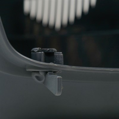 Переноска для животных до 9 кг "Пижон", металлическая дверь, 43 х 29 х 27,5 см, бело-серая - фото 1783700