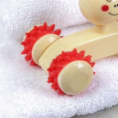 Массажёр «Мордочка», деревянный, 4 колеса, цвет МИКС - фото 1899331