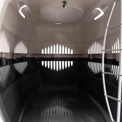 Переноска для животных до 12 кг "Пижон" 49х33х32см, металлическая дверь, бежево-серая - фото 2023453