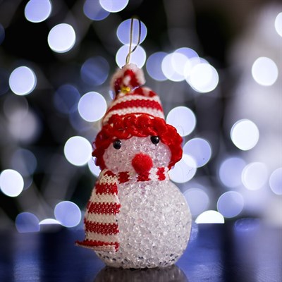 Игрушка световая "Снеговик" (батарейки в комплекте) 6х13 см, 1 LED RGB, КРАСНЫЙ - фото 2028895