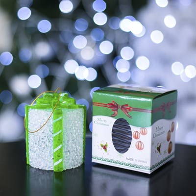 Игрушка световая "Подарок" (батарейки в комплекте) 7 х 8,5 см, 1 LED, RGB, БЕЛЫЙ - фото 2028923