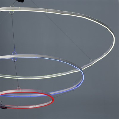 Фигура неоновая "Флаг РФ" 35х65х95 см, 576 LED, 220V, БЕЛЫЙ-СИНИЙ-КРАСНЫЙ - фото 2032445