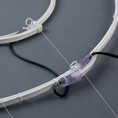 Фигура неоновая "Флаг РФ" 35х65х95 см, 576 LED, 220V, БЕЛЫЙ-СИНИЙ-КРАСНЫЙ - фото 2032451