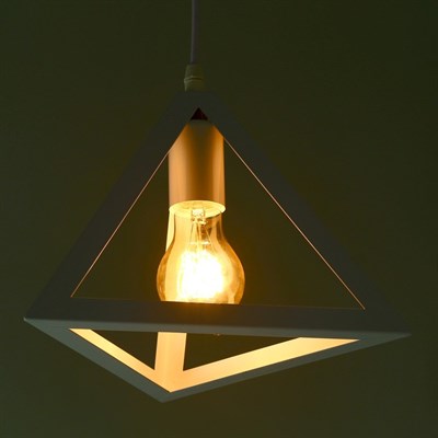 Светильник подвесной "Треугольник" 1x40Вт E27 белый 16х16х116 см - фото 2034877 Светильник подвесной "Треугольник" 1x40Вт E27 белый 16х16х116 см - фото 2034877