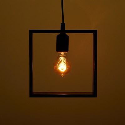 Светильник "Квадрат" 1*40Вт  Е27 черный 22х6х22-122 см - фото 2034948