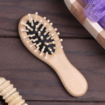 Набор банный в деревянном ушате, 3 предмета: мочалка-бант, расчёска, массажёр, цвет МИКС - фото 2061017