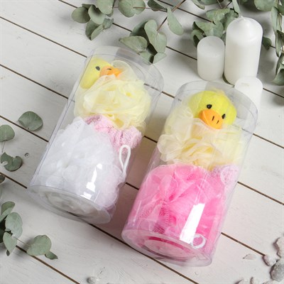Набор банный детский в тубе "Уточка", 3 предмета: 2 мочалки, резинка для волос - фото 2061229