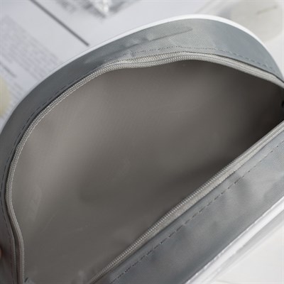 Косметичка ПВХ, отдел на молнии, с ручкой, цвет серый - фото 2061499