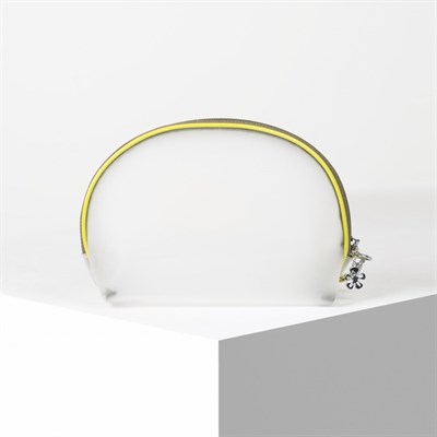 Косметичка ПВХ, отдел на молнии, с ручкой, матовая, цвет зелёный - фото 2062191