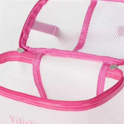 Косметичка ПВХ, отдел на молнии, с ручкой, матовая, цвет малиновый - фото 2062240