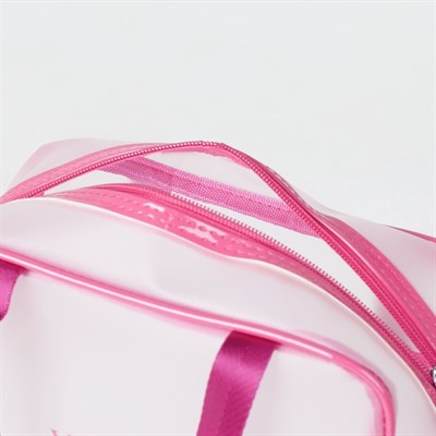 Косметичка ПВХ, отдел на молнии, длинный ремень, 2 ручки, матовая, цвет малиновый - фото 2062260