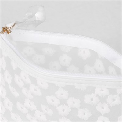 Косметичка ПВХ, отдел на молнии, цвет матовый белый - фото 2062355