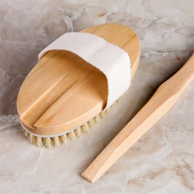 Щётка натуральная с ручкой - фото 2062580