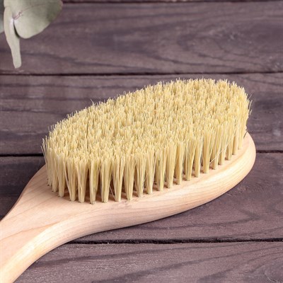 Щётка банная с ручкой из тампико - фото 2062739