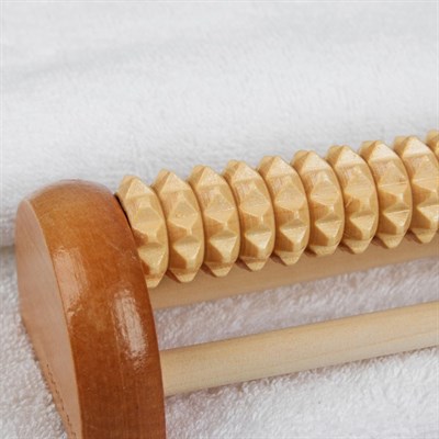 Массажёр «Барабан», деревянный, 1 ролик с шипами - фото 2063654