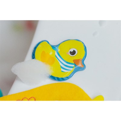 Набор для купания «Утёнок», 2 предмета: мочалка + игрушка - фото 2064453