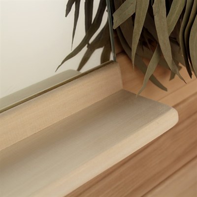 Зеркало "Классика" с полочкой, 34 х 25см - фото 2066196