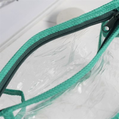 Косметичка ПВХ, отдел на молнии, цвет зелёный - фото 393189